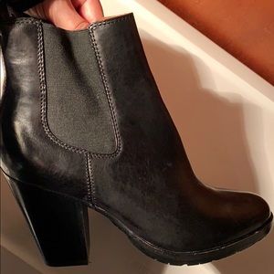 frye women's tate chelsea boot